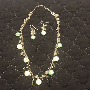 This earring and necklace set is so pretty and colorful